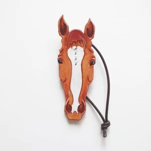 avaimenperä oman hevosen kuvasta